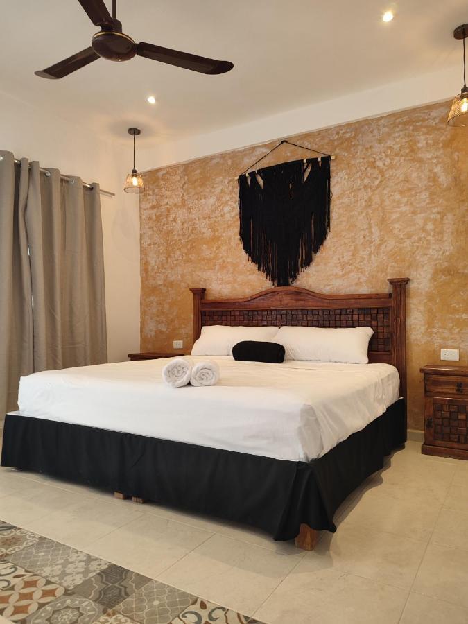 Hotel Casa Henequen วัลลาโดลิด ภายนอก รูปภาพ