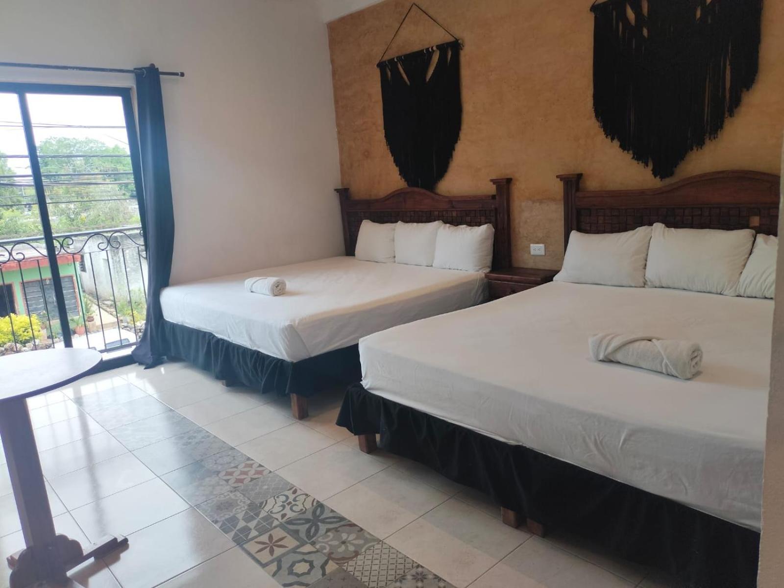 Hotel Casa Henequen วัลลาโดลิด ภายนอก รูปภาพ